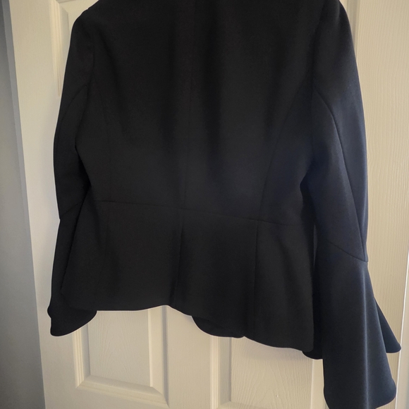 Nine West Elegant Black Bell Sleeve Blazer - Picture 2 of 2